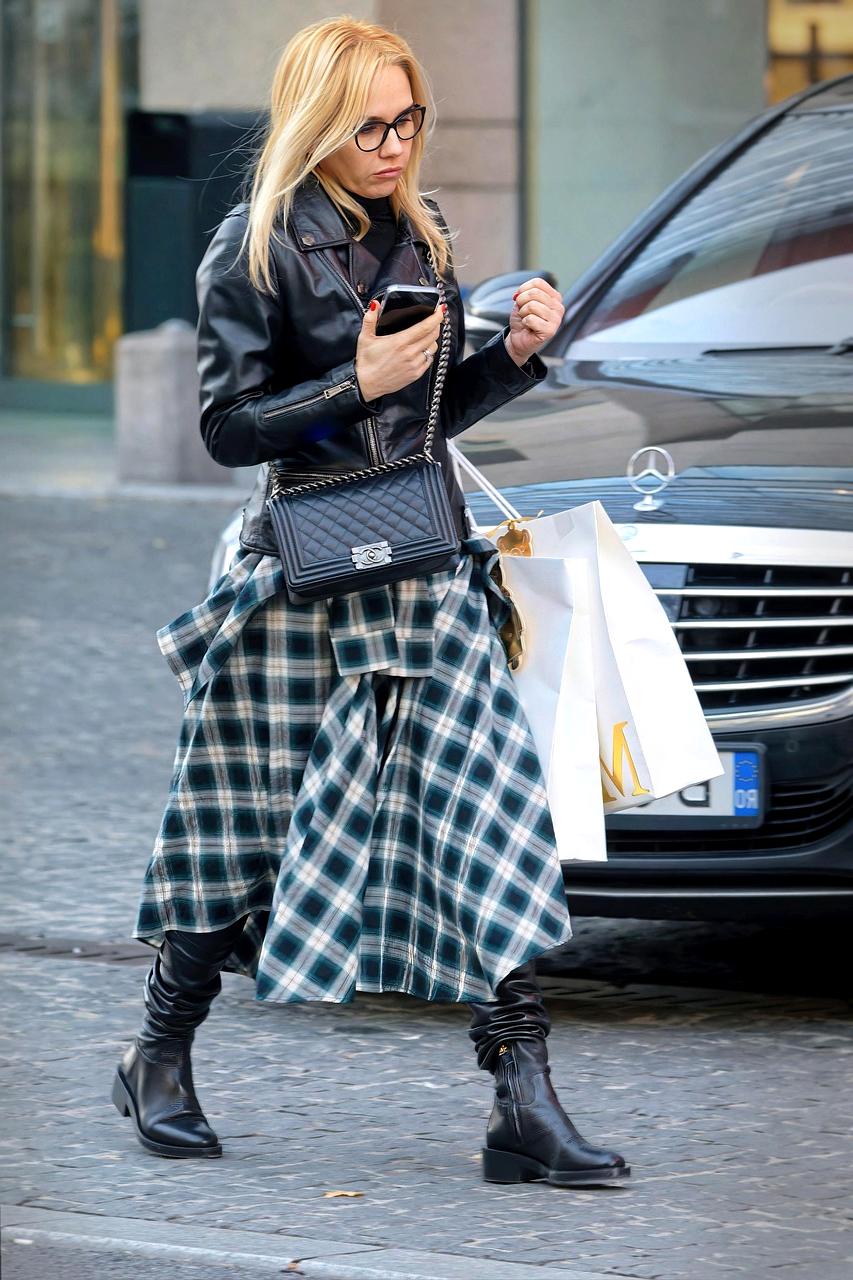 Quantum shopping cart with dimensional storage